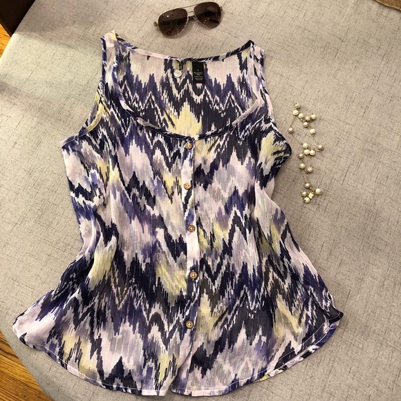 BKE Tops - BKE Boutique Button Down Blouse Tank Top Shirt